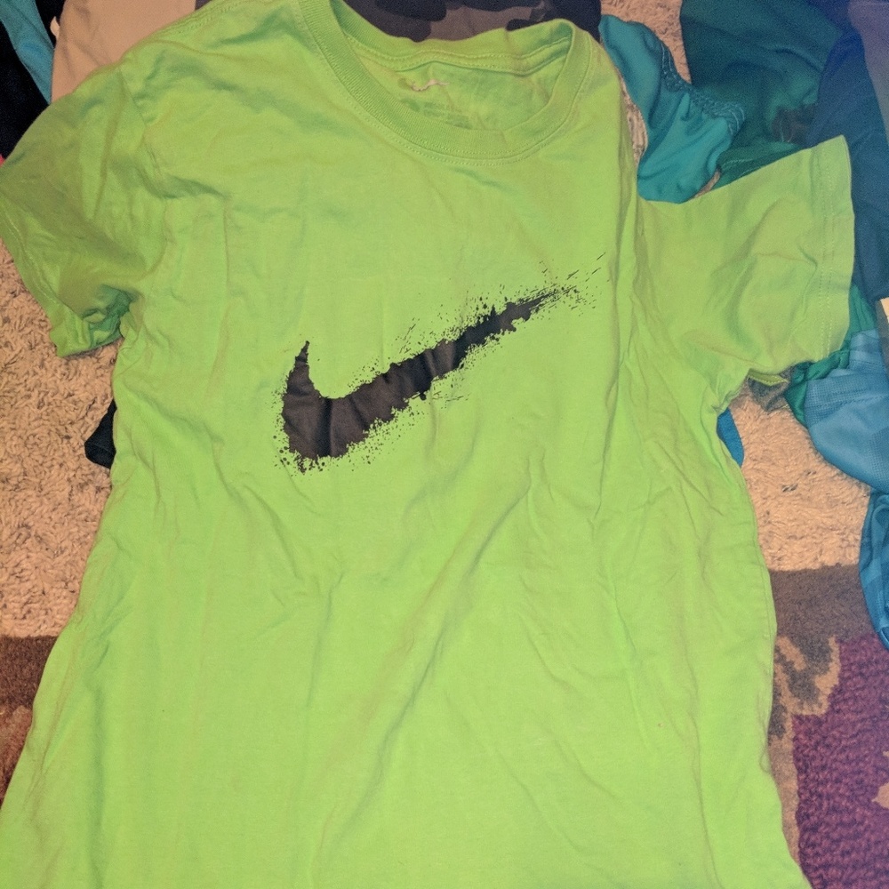 Nike boys large